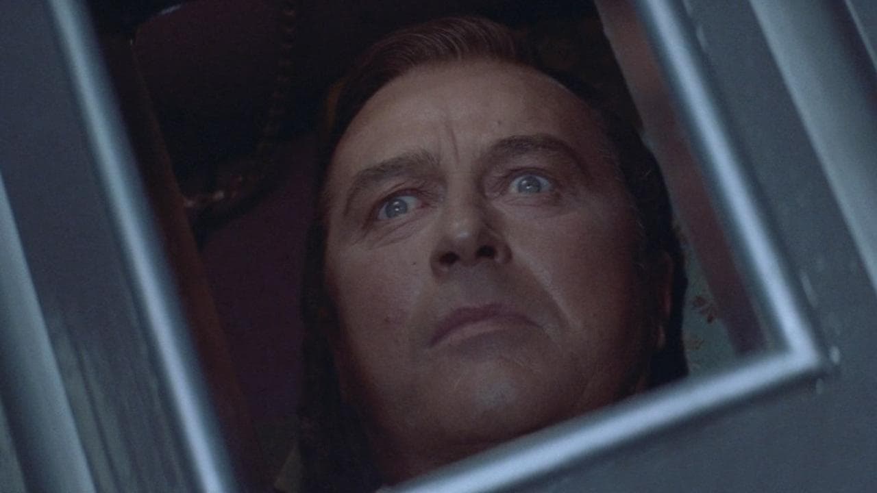 Ölmeden Gömülenler