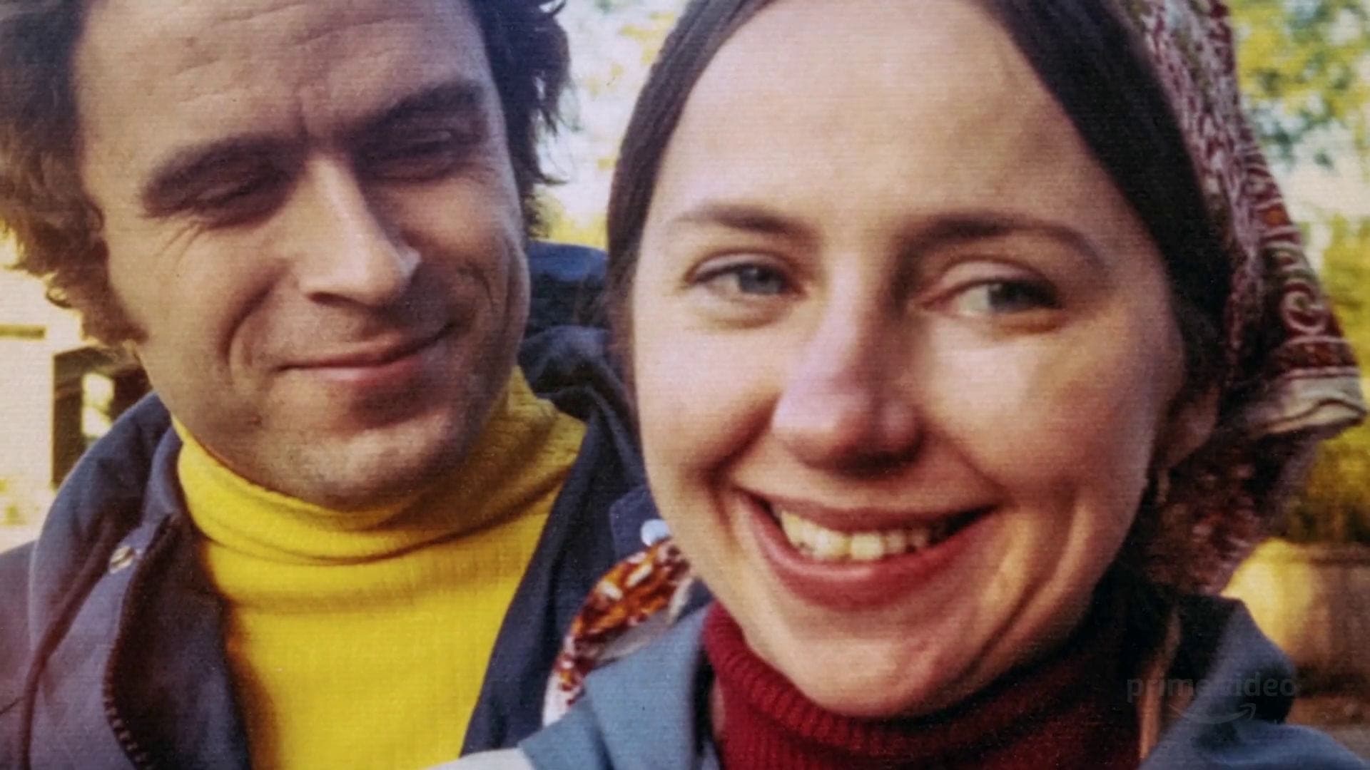 Ted Bundy: Bir Katile Tutulmak