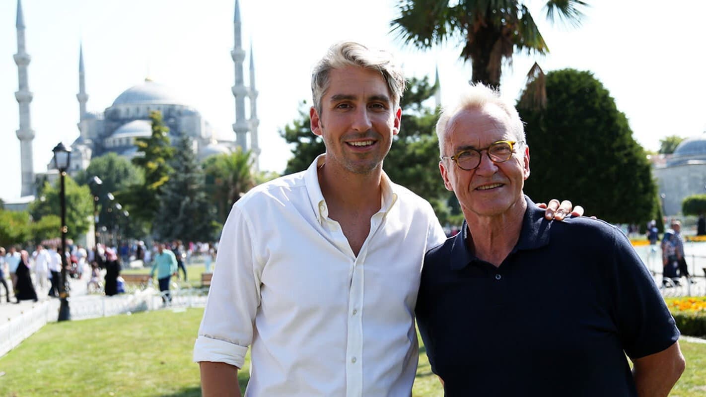 Larry ve George Türkiye'de