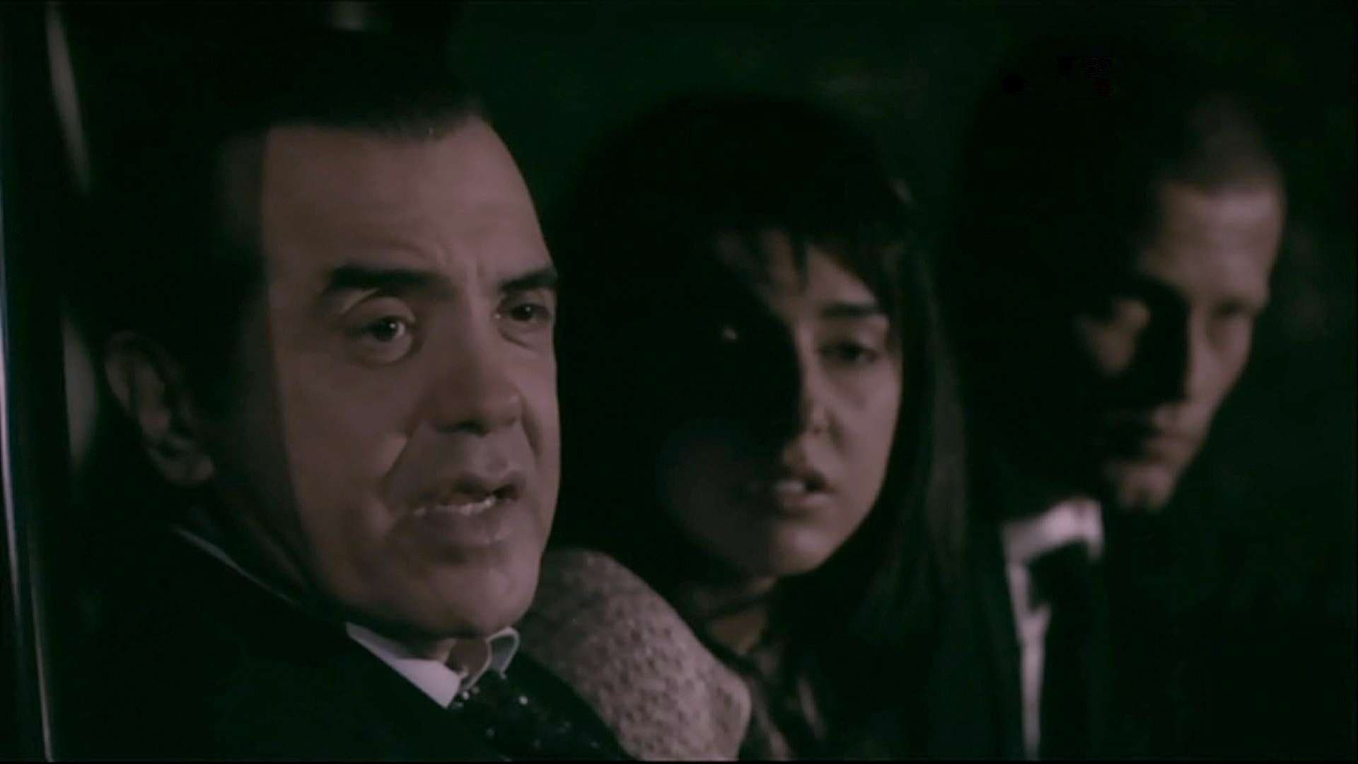 Yanımdaki Düşman