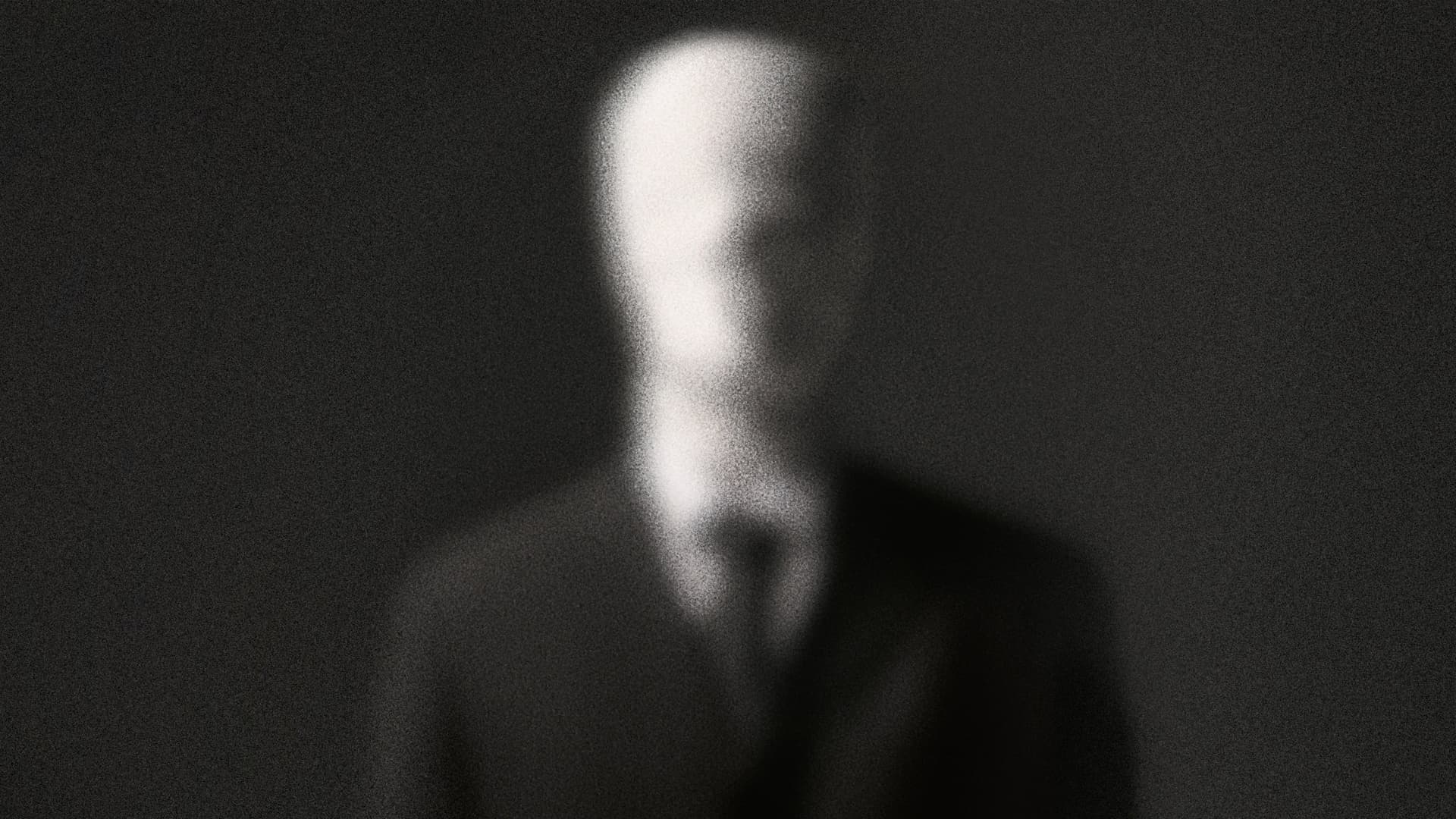 Slender Man’e Dikkat